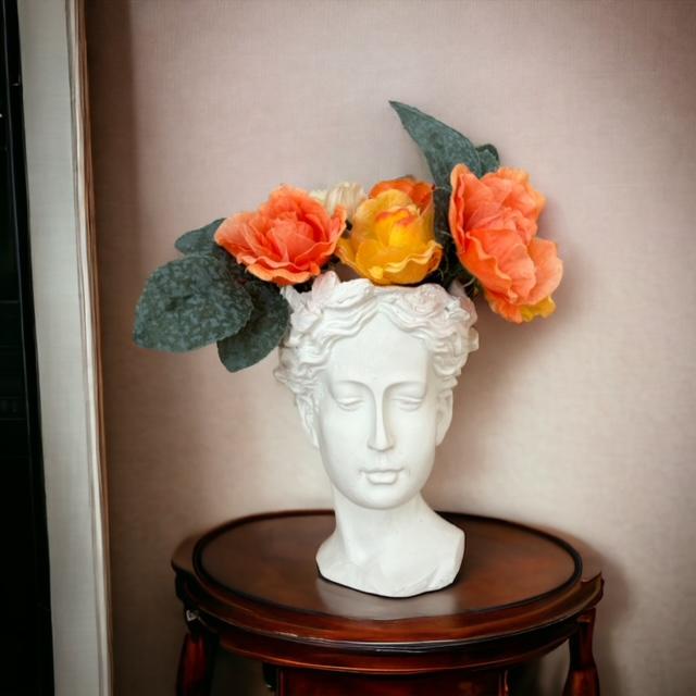 Helen Büst Beton Saksı