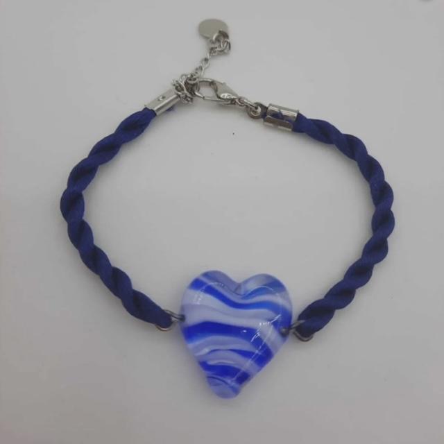 Mavi Çizgili Cam Kalp Bileklik
