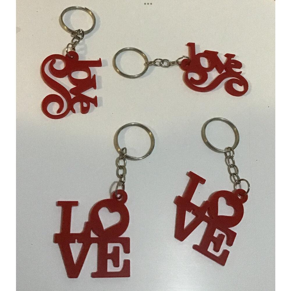 LOVE yazılı Anahtarlık