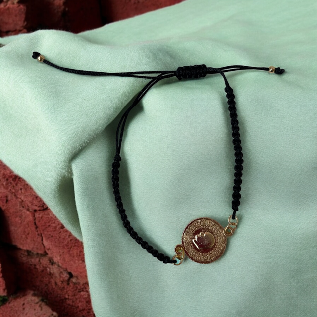 ATATÜRK ASANSÖRLÜ İP BİLEKLİK