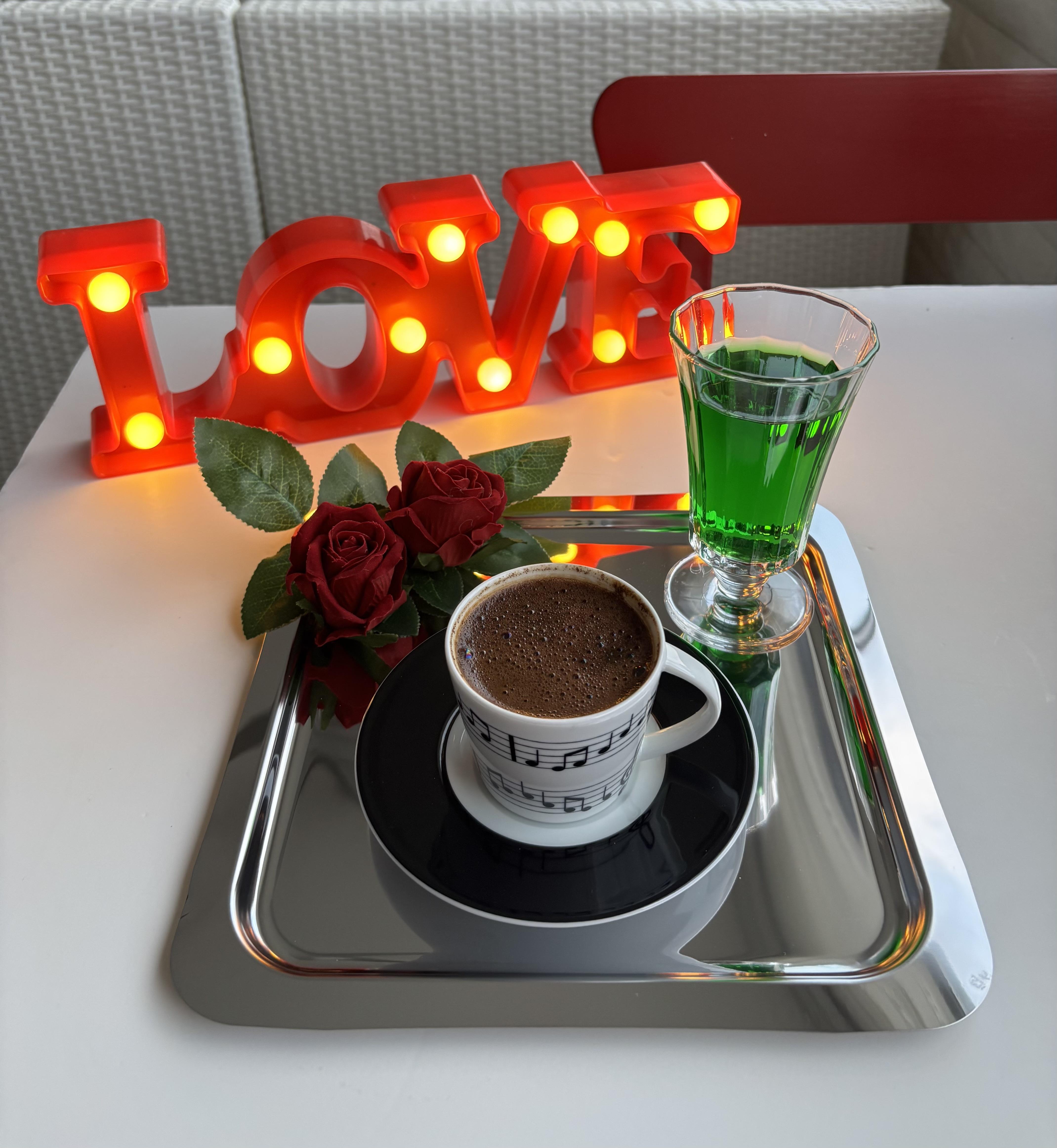 Paslanmaz Çelik Sevgi Sunum Tepsisi